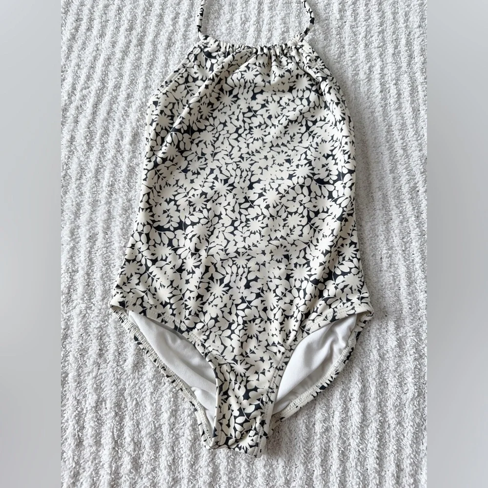 GAP Black and White One Piece Swimsuit
